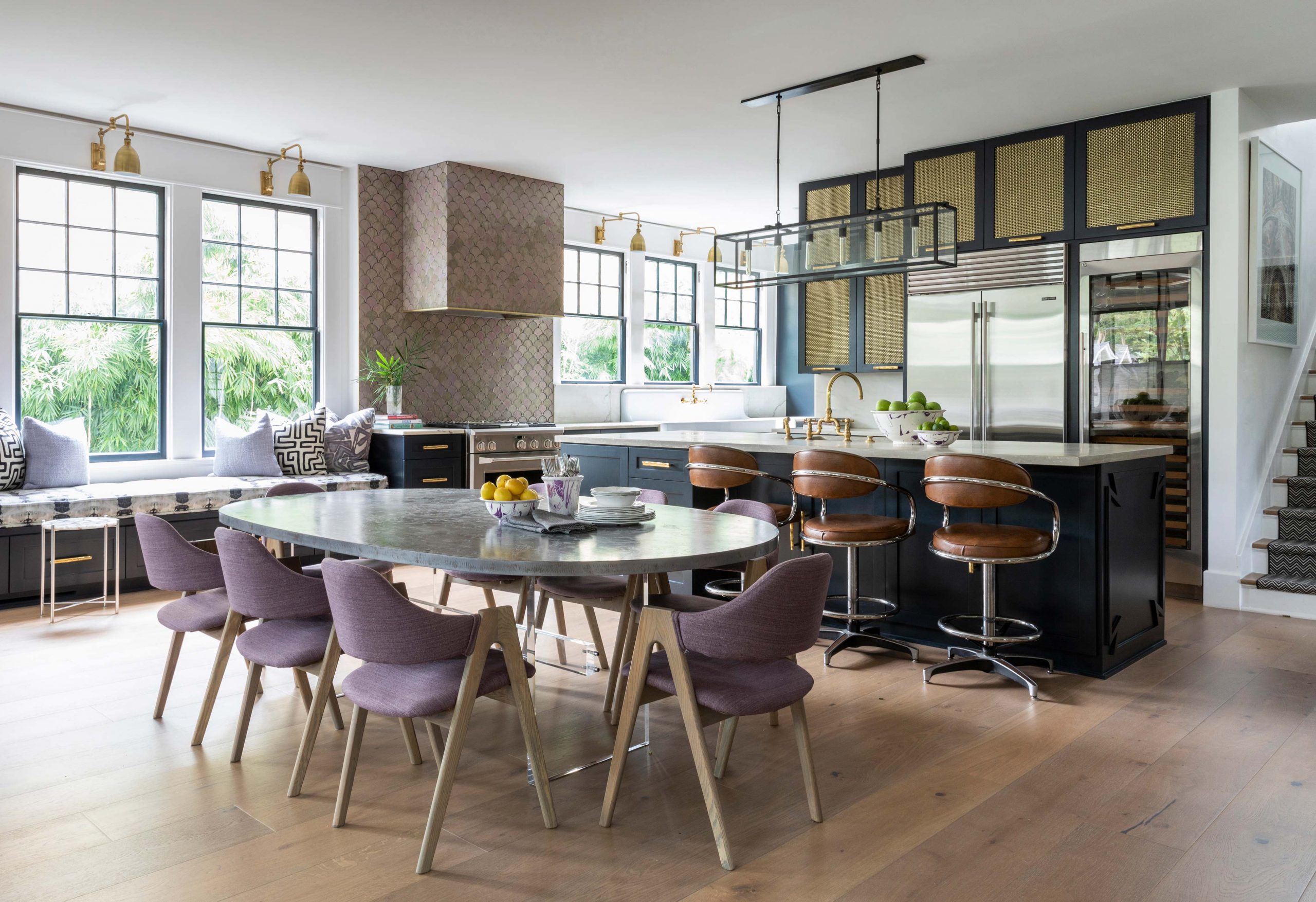 wood kitchen with nice lighting - Creative Tonic