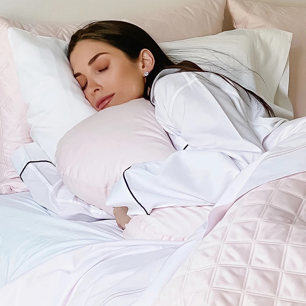 Look Lifestyle The Boobie Pillow